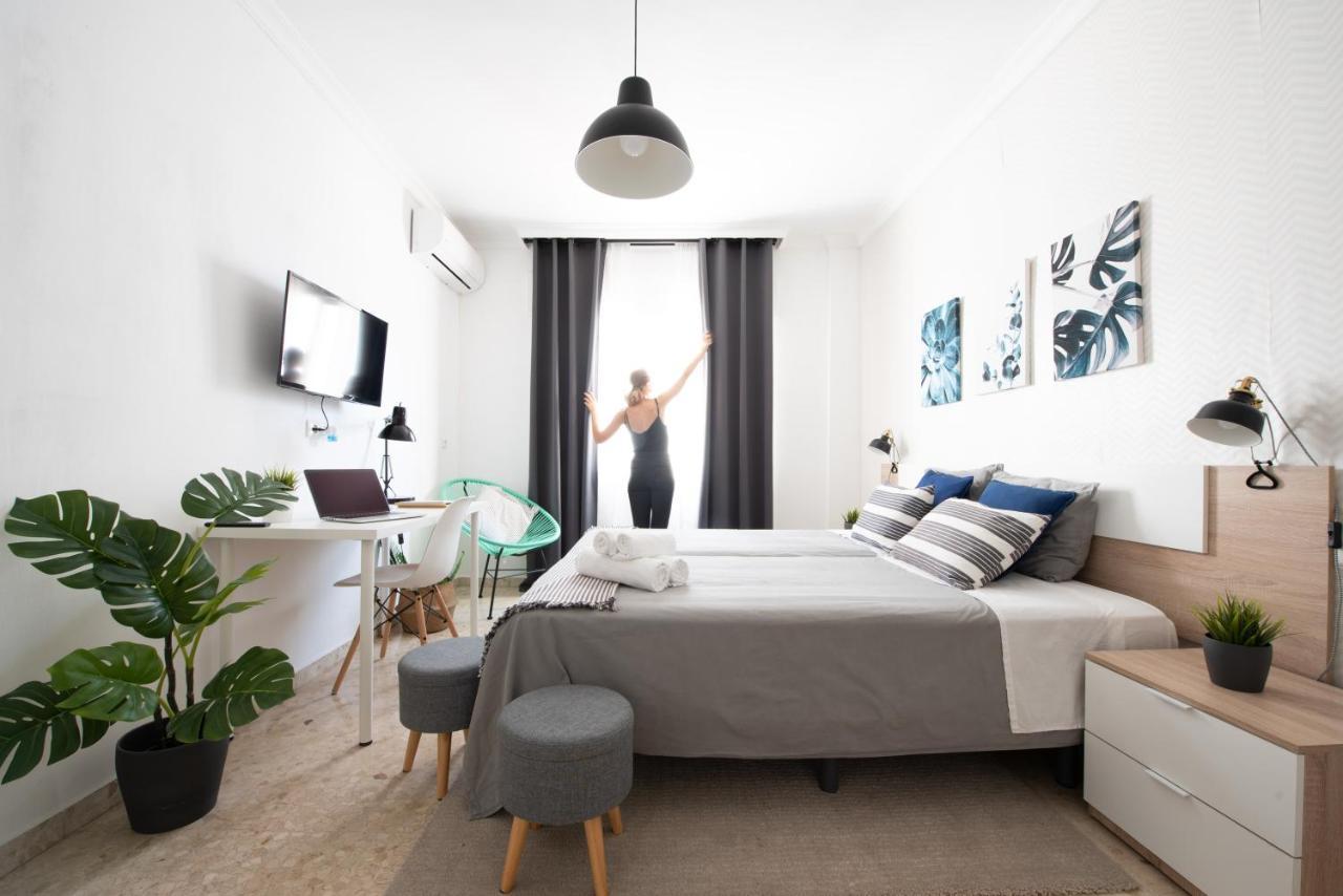 Nordik Rooms Urban - Trinidad "Copenhague" Малага Экстерьер фото