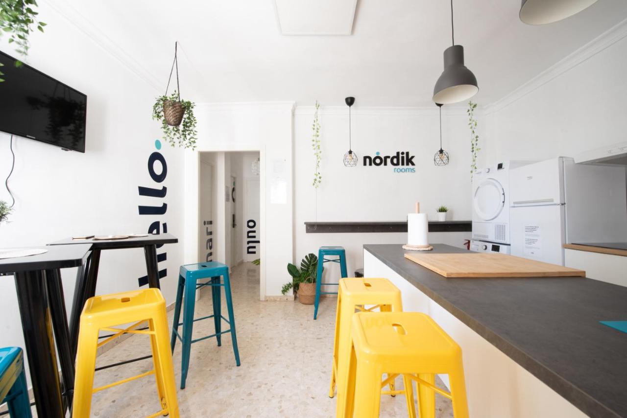 Nordik Rooms Urban - Trinidad "Copenhague" Малага Экстерьер фото