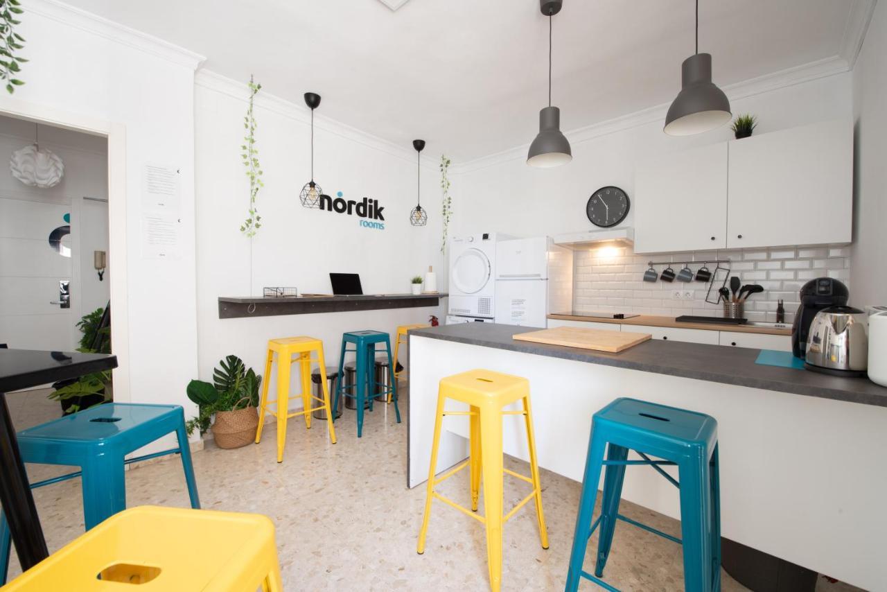 Nordik Rooms Urban - Trinidad "Copenhague" Малага Экстерьер фото