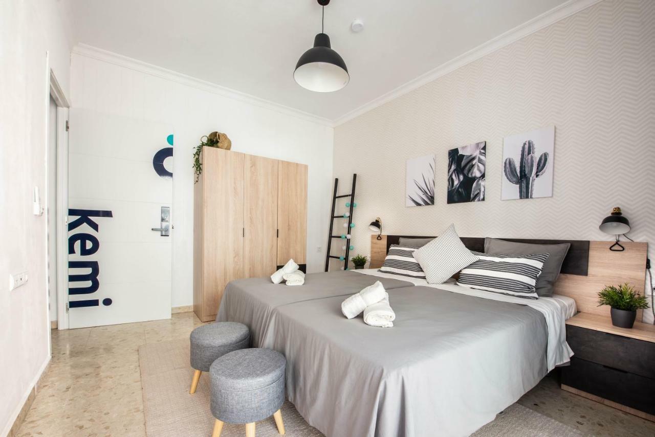 Nordik Rooms Urban - Trinidad "Copenhague" Малага Экстерьер фото