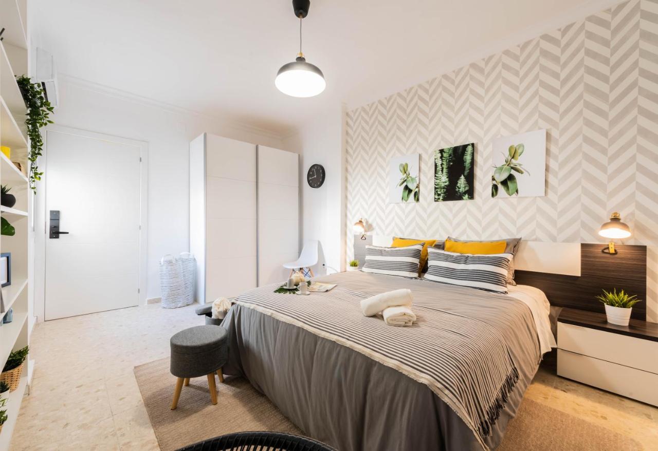 Nordik Rooms Urban - Trinidad "Copenhague" Малага Экстерьер фото